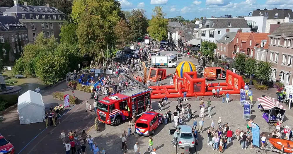 Luchtfoto van het evenement Gemert Mert